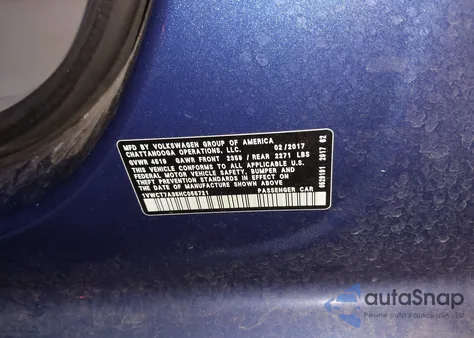 2017 Volkswagen Passat 1.8T Sel Premium z USA, uszkodzony, nr VIN 1VWCT7A35HC055721